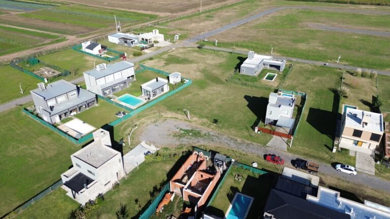 Lote en Venta Brisanova Barrio Cerrado Pueblo Esther