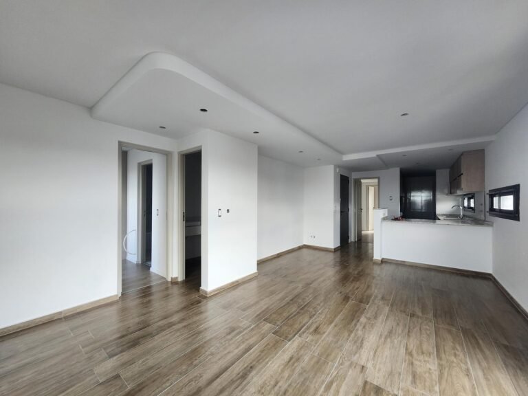 Venta departamento de 3 dormitorios en abasto con terraza exclusiva