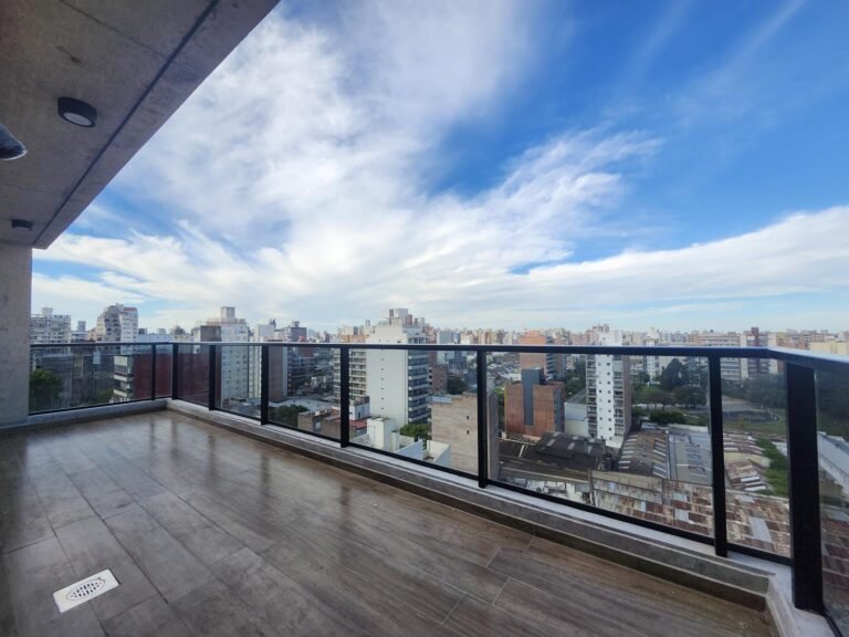 Venta departamento de 3 dormitorios en abasto con terraza exclusiva