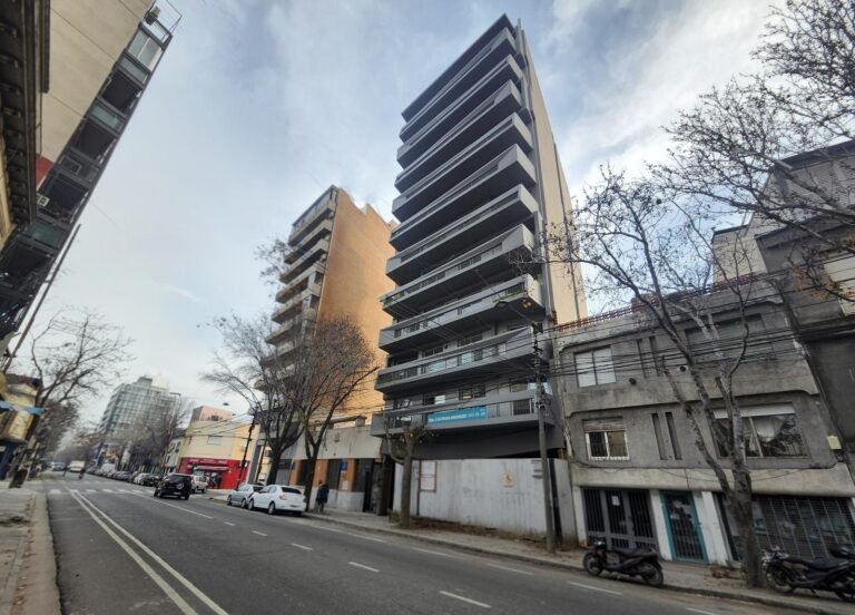 Departamento de 1 dormitorio a estrenar en Lourdes con calidad y diseño