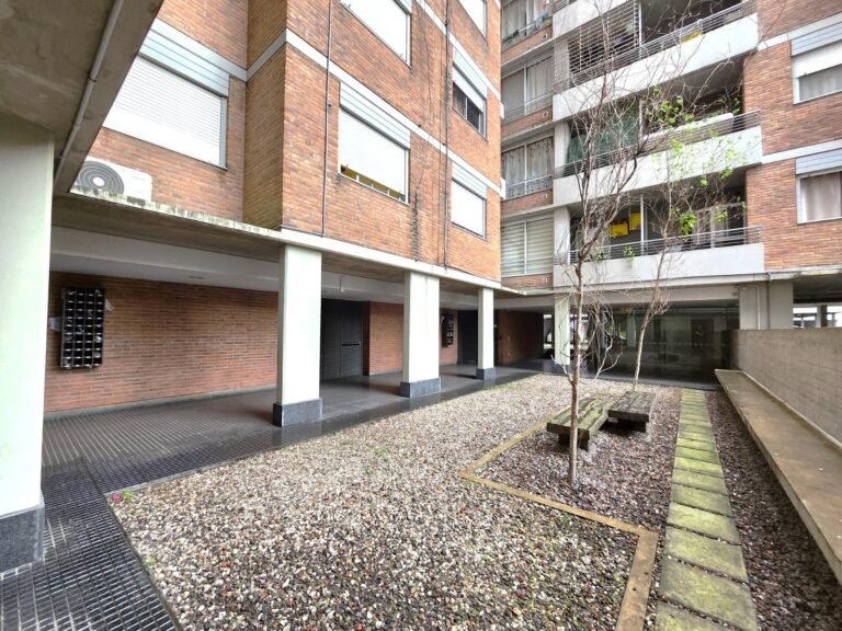 Departamento de 2 Dormitorios en abasto