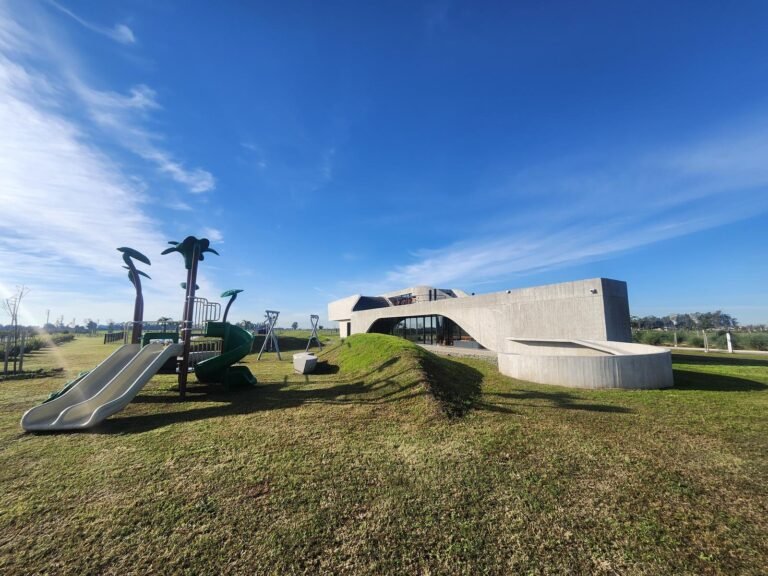 Oportunidad Venta de Lote en Alea General Lagos con frente norte