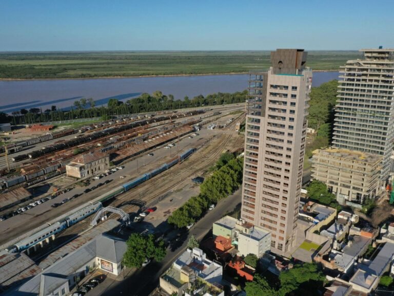 Departamento Premiun de 2 dormitorios en pichincha con vista el Rio